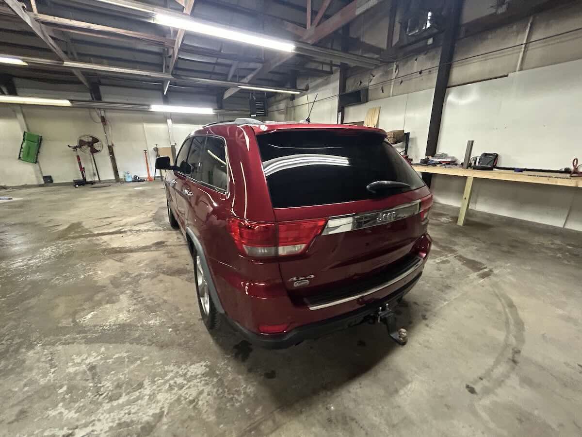 
								2012 Jeep Grand Cherokee AWD full									