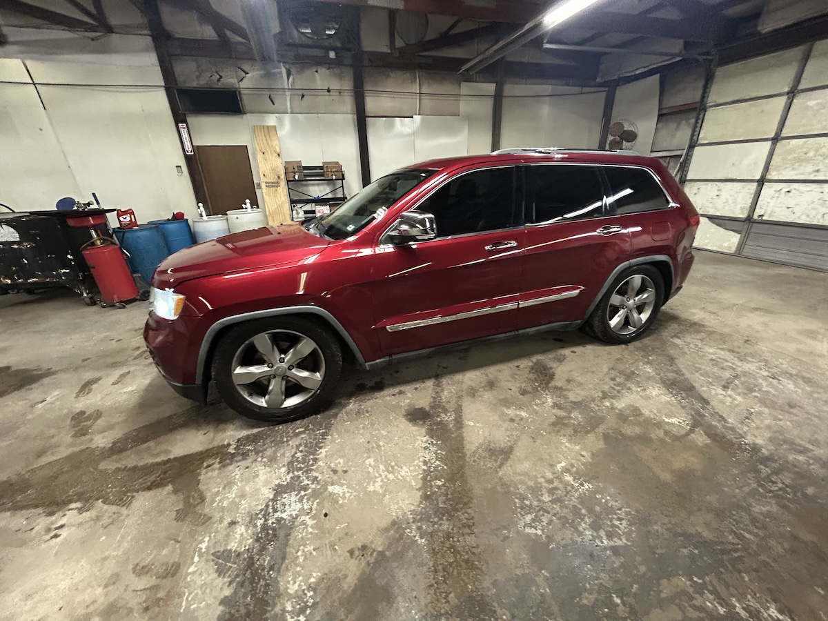 
								2012 Jeep Grand Cherokee AWD full									